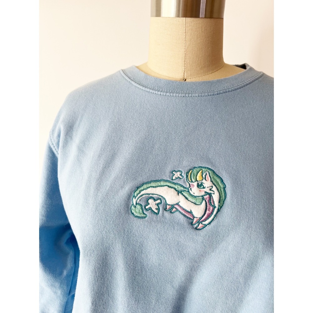 Haku Spirited‎ Away Anime Dragon Embroidered Cropped Sweatshirt Light Blue Small - Picture 4 of 8